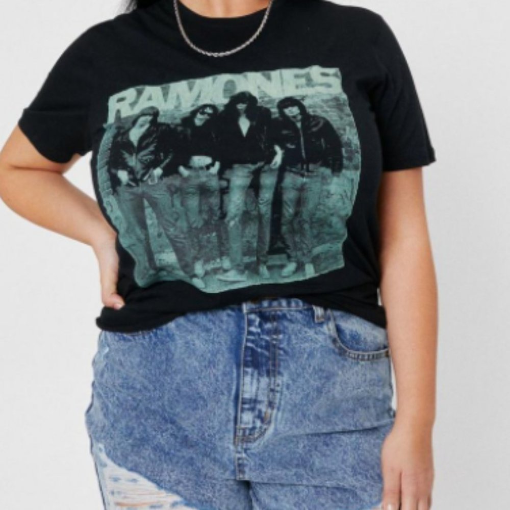 Ramones Graphic Band T-Shirt - Gem